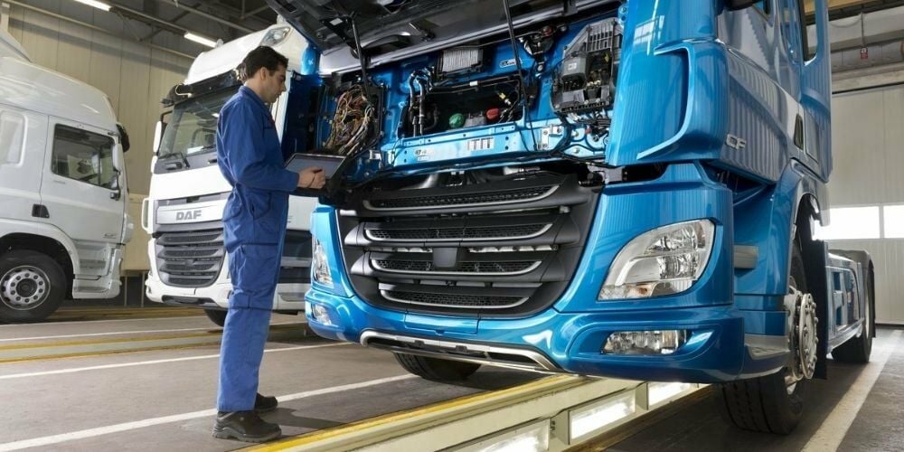 Tır Periyodik Bakımı: Neden Önemlidir?